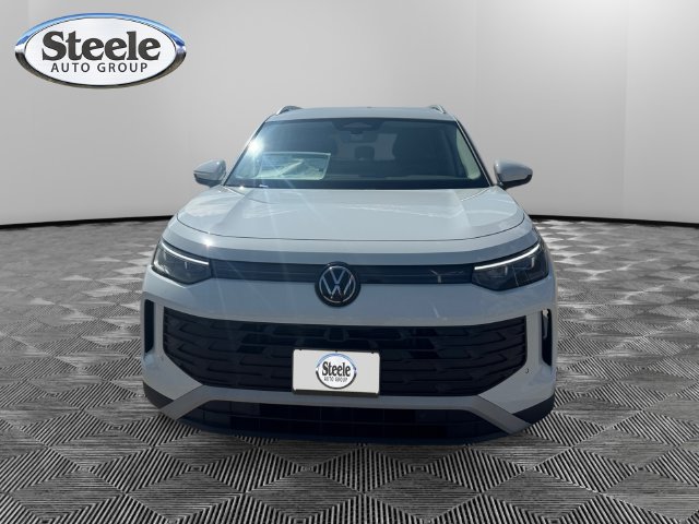 New 2026 Volkswagen Tiguan SE FWD image 8