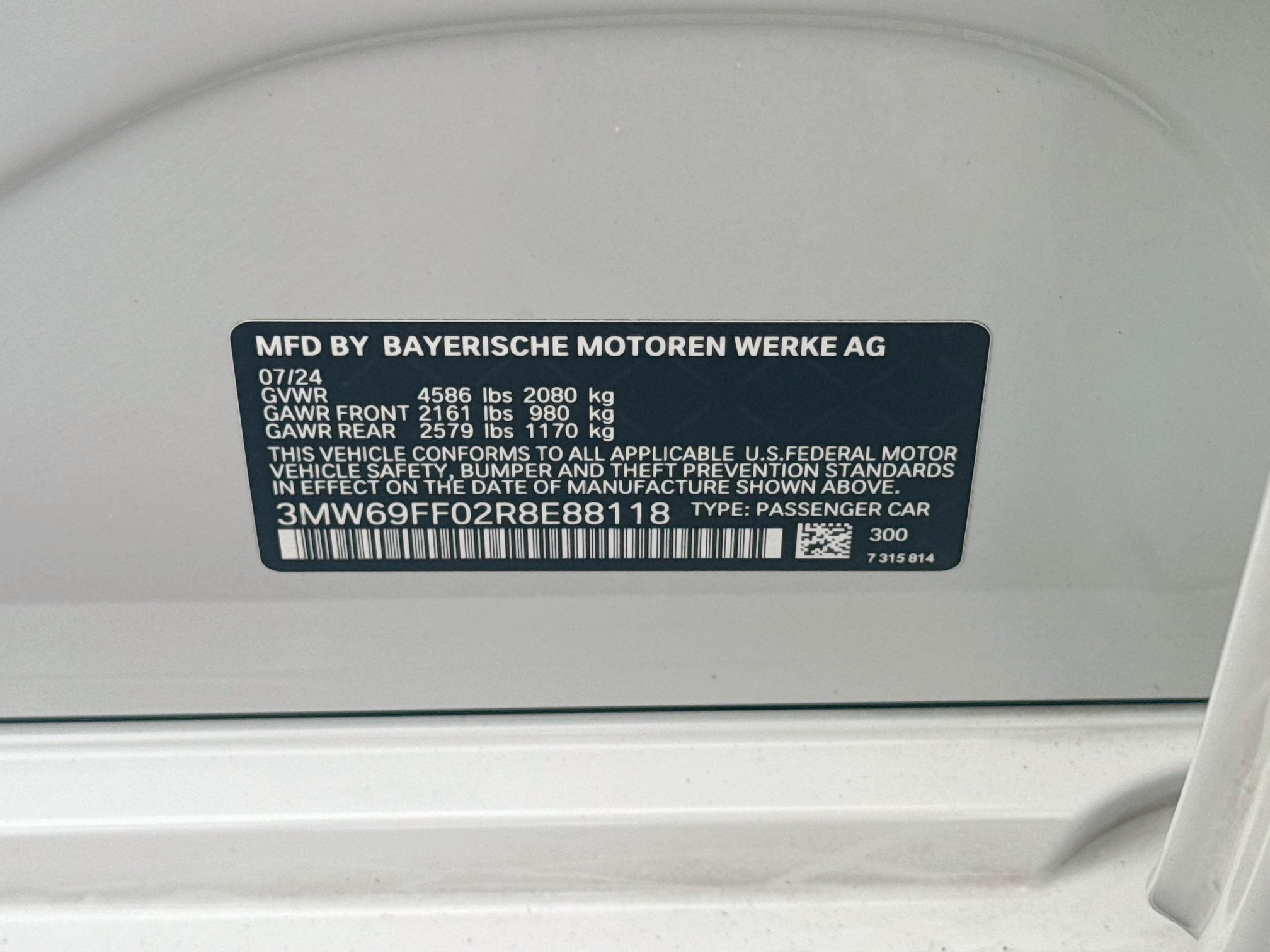 Used 2024 BMW 330i Sedan w/ Convenience Package RWD image 38