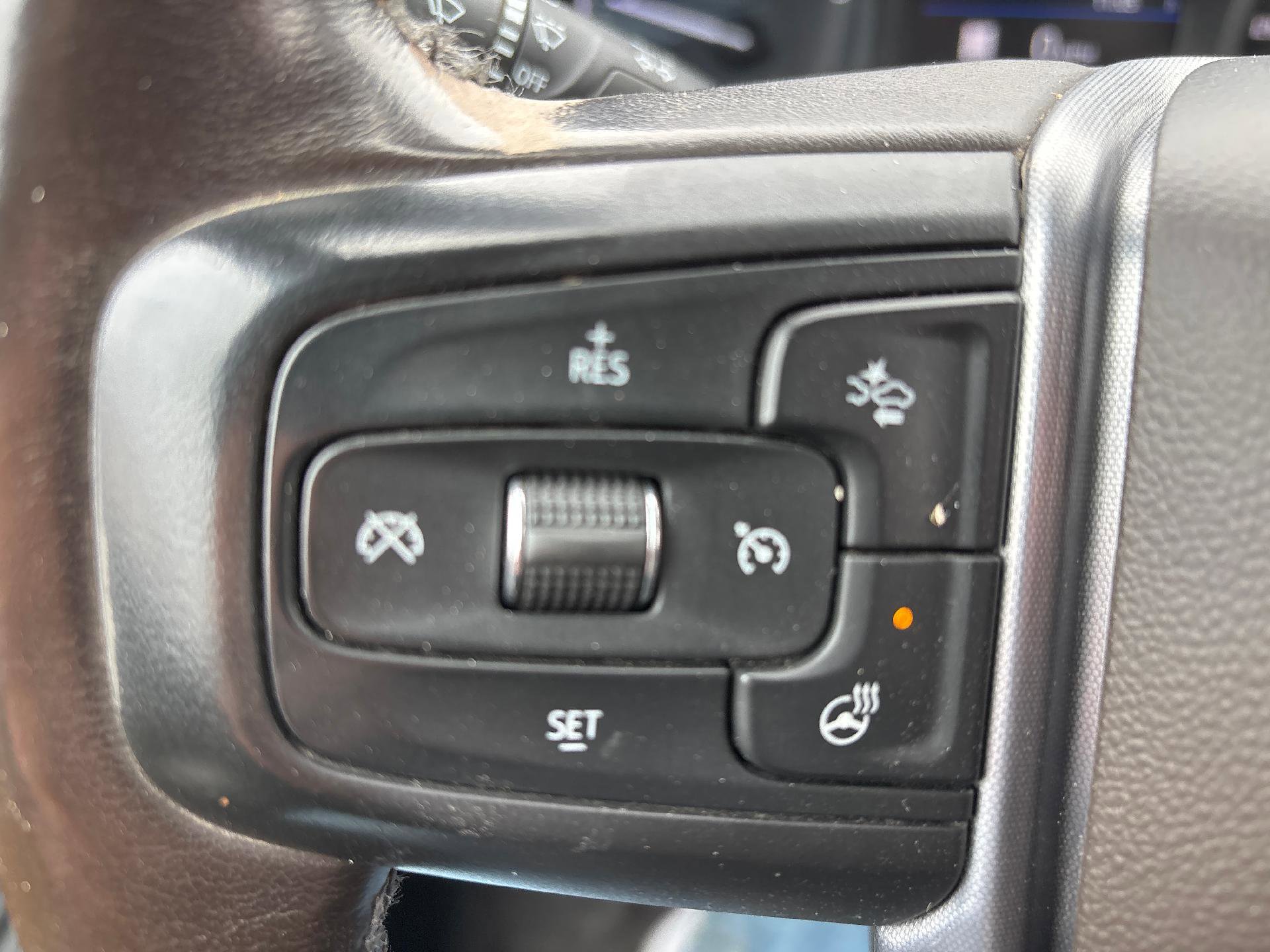 Used 2023 GMC Sierra 2500 SLT w/ SLT Preferred Package image 17