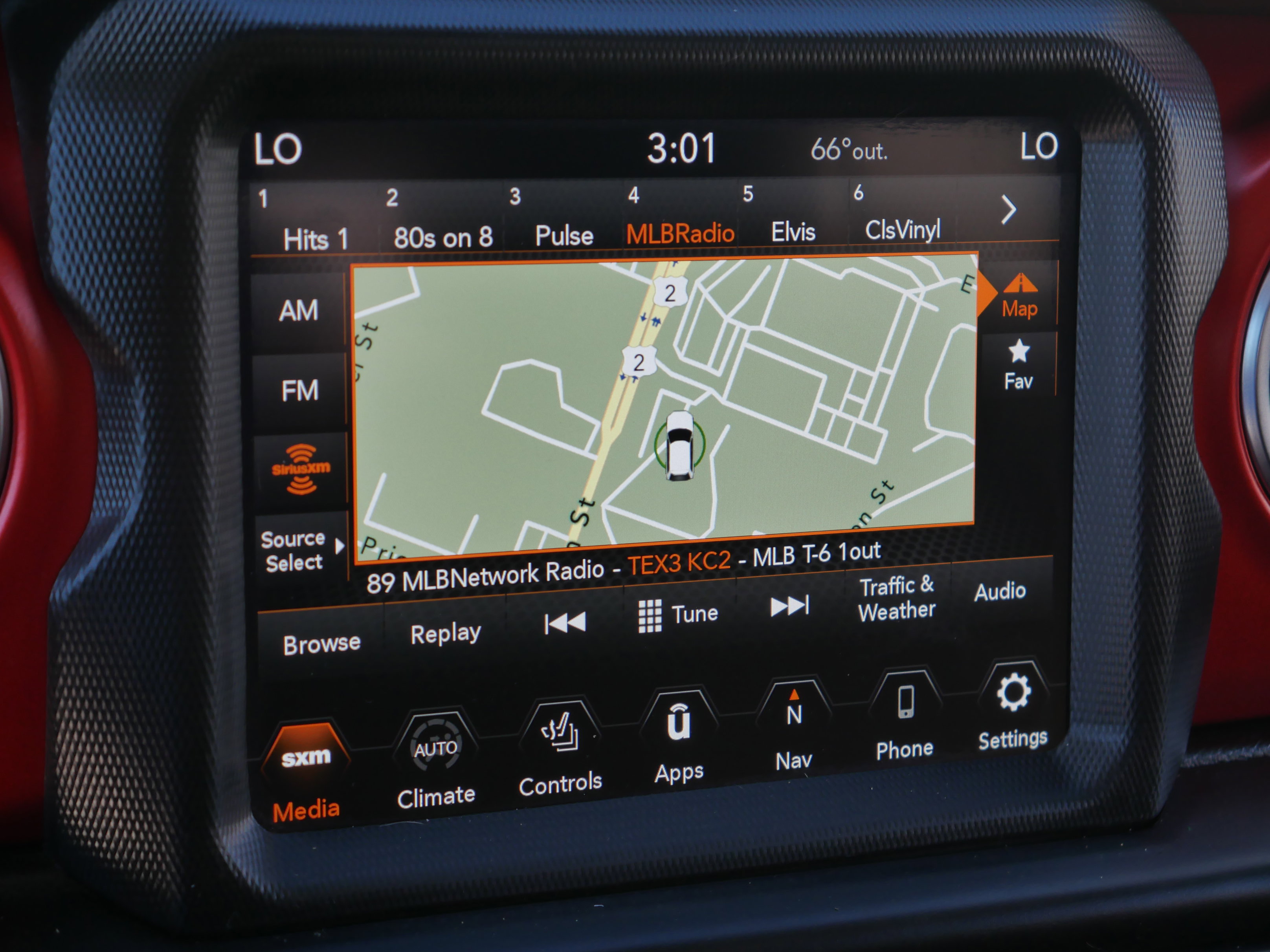 Used 2020 Jeep Gladiator Rubicon AWD/4WD image 11