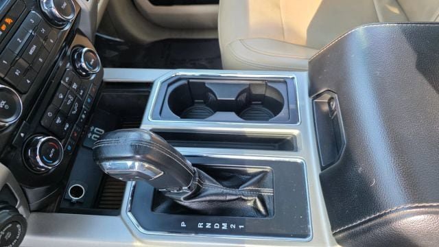 Used 2016 Ford F150 Lariat AWD/4WD image 32