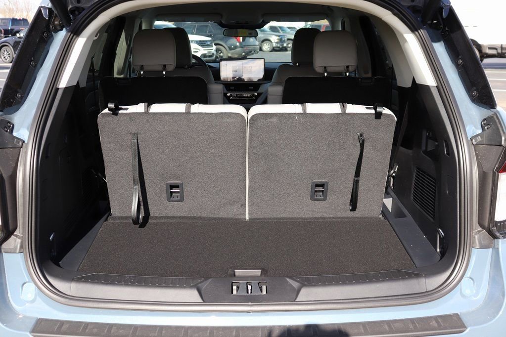 New 2026 Ford Explorer Active w/ Active Comfort Package image 11