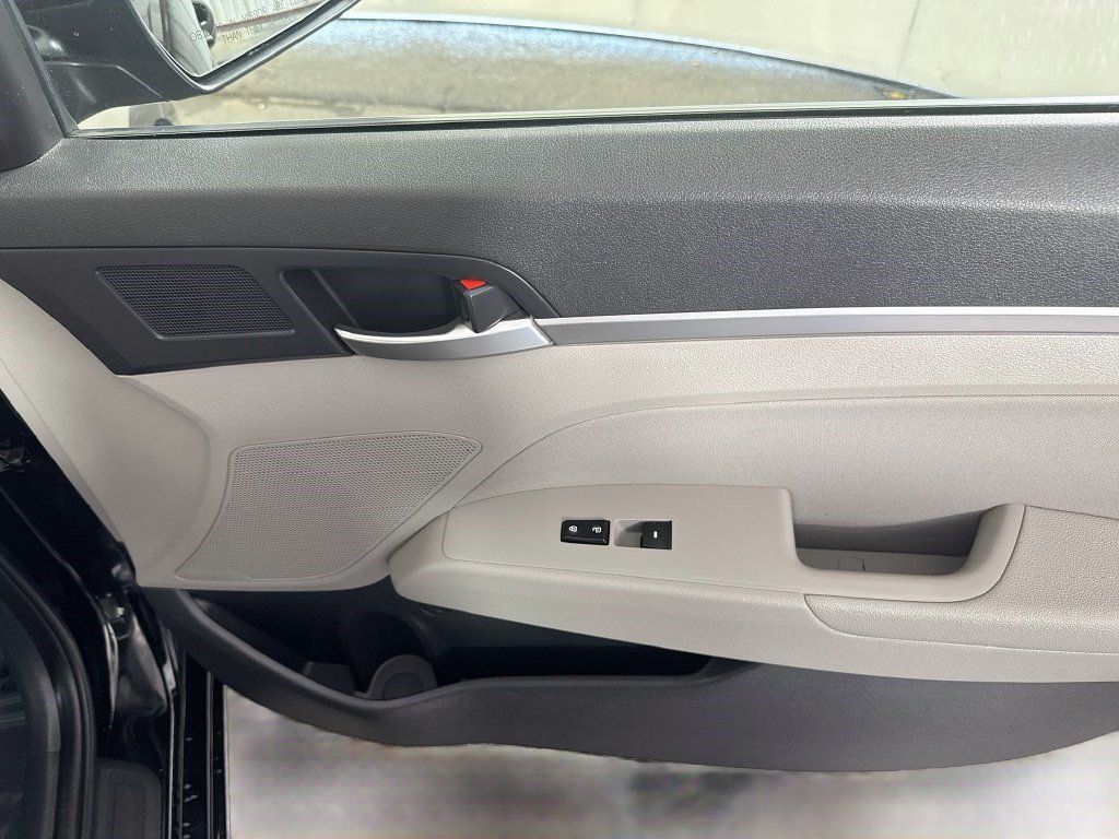 Used 2019 Hyundai Elantra Value Edition FWD image 30