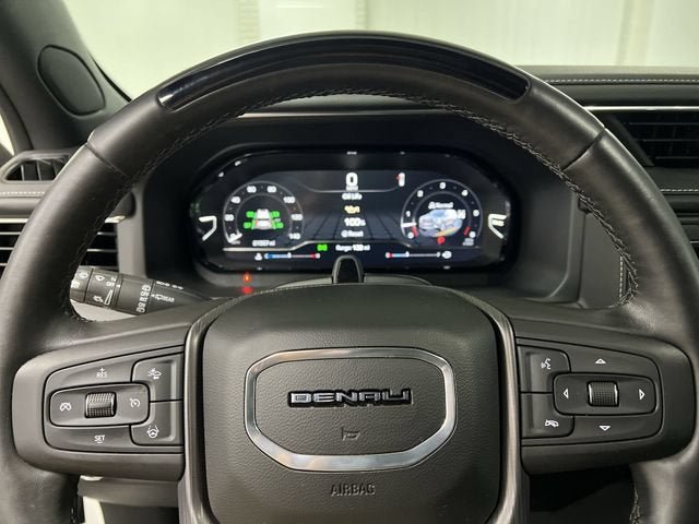 Certified 2023 GMC Yukon Denali Ultimate AWD/4WD image 11