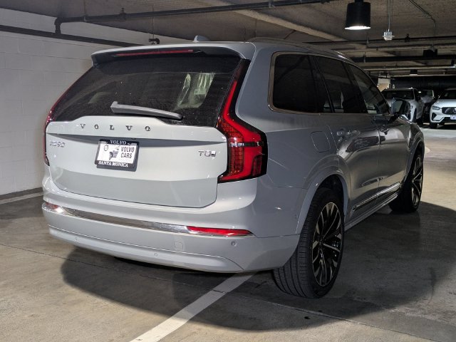 New 2026 Volvo XC90 T8 Ultra w/ Protection Package AWD/4WD image 3