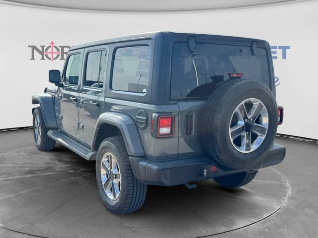 Used 2022 Jeep Wrangler Unlimited Sahara AWD/4WD image 5