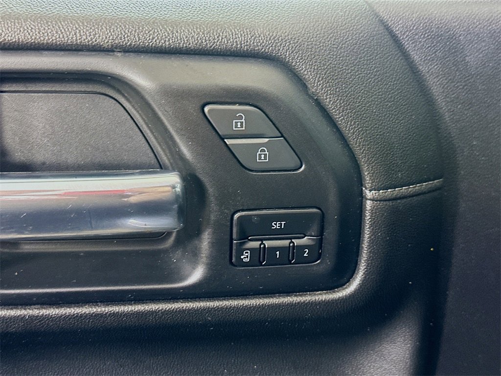 Used 2020 GMC Sierra 1500 SLT w/ SLT Premium Plus Package image 21