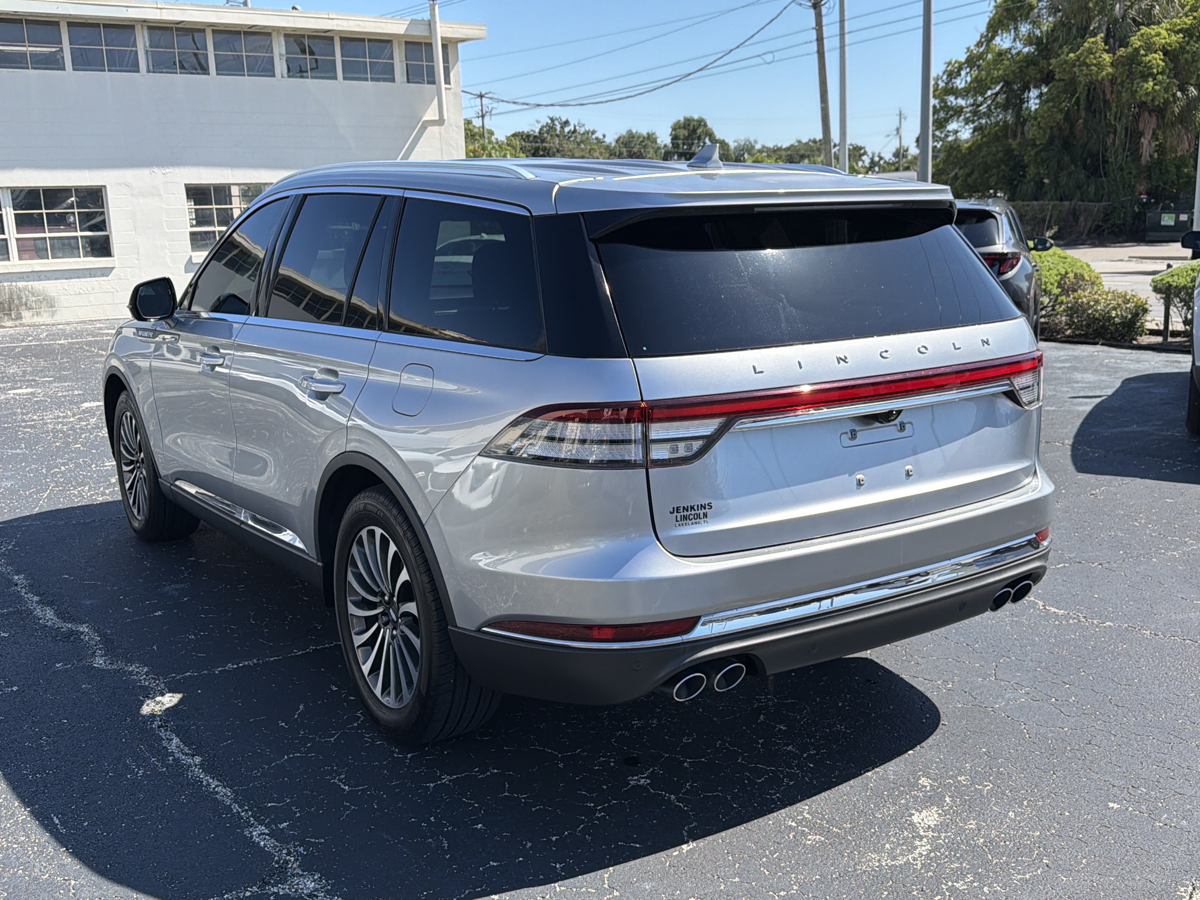 Certified 2020 Lincoln Aviator Reserve w/ Elements Package Plus RWD image 5