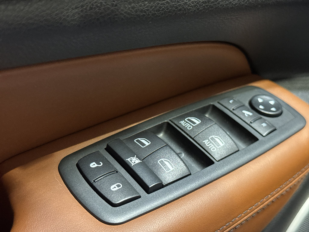 Used 2020 Jeep Grand Cherokee Summit image 38