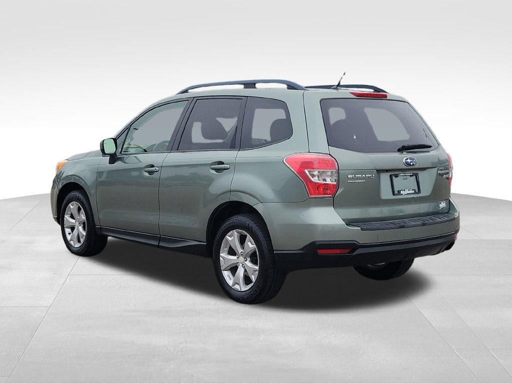 Used 2014 Subaru Forester 2.5i Premium w/ Popular Package #2 AWD/4WD image 4