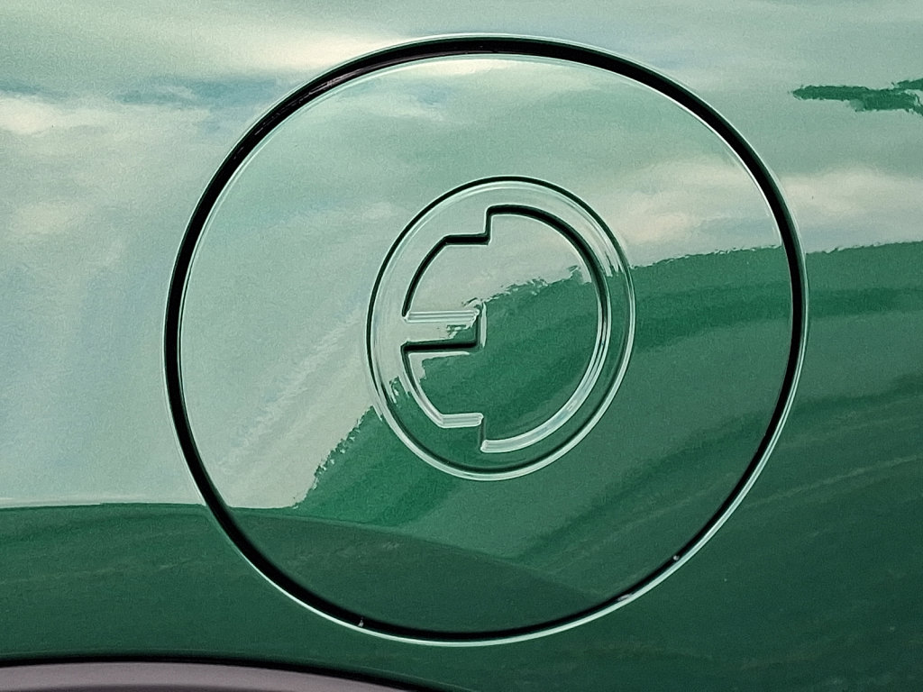 Used 2022 MINI Cooper SE image 15