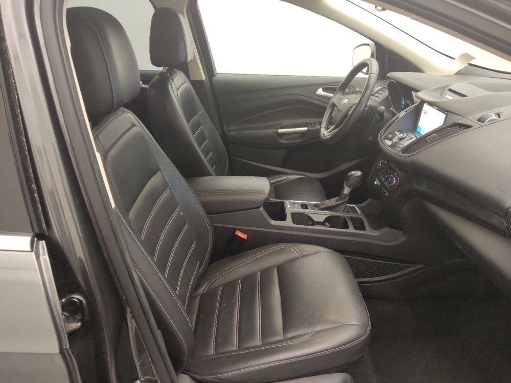 Used 2017 Ford Escape Titanium image 21