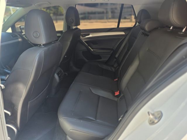 Used 2015 Volkswagen e-Golf SEL Premium FWD image 35