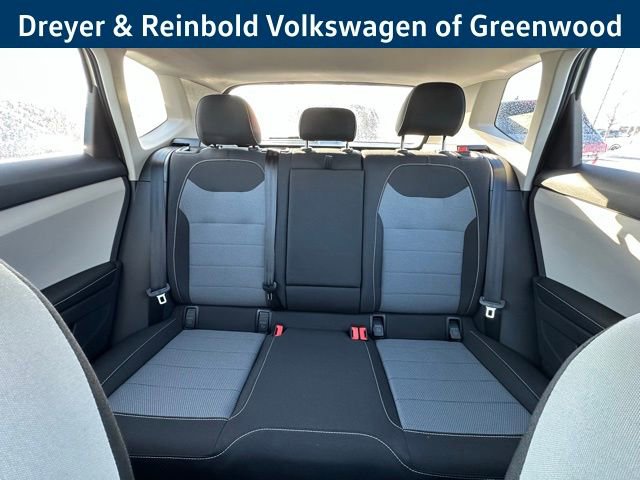 New 2026 Volkswagen Taos S image 32