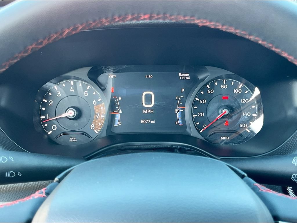 Used 2025 Jeep Compass Trailhawk AWD/4WD image 12