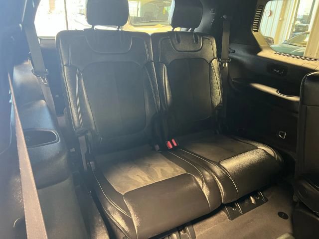 Used 2023 Jeep Grand Cherokee L Laredo AWD/4WD image 13