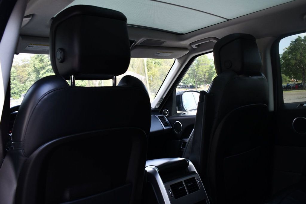 Used 2020 Land Rover Range Rover Sport HSE image 28