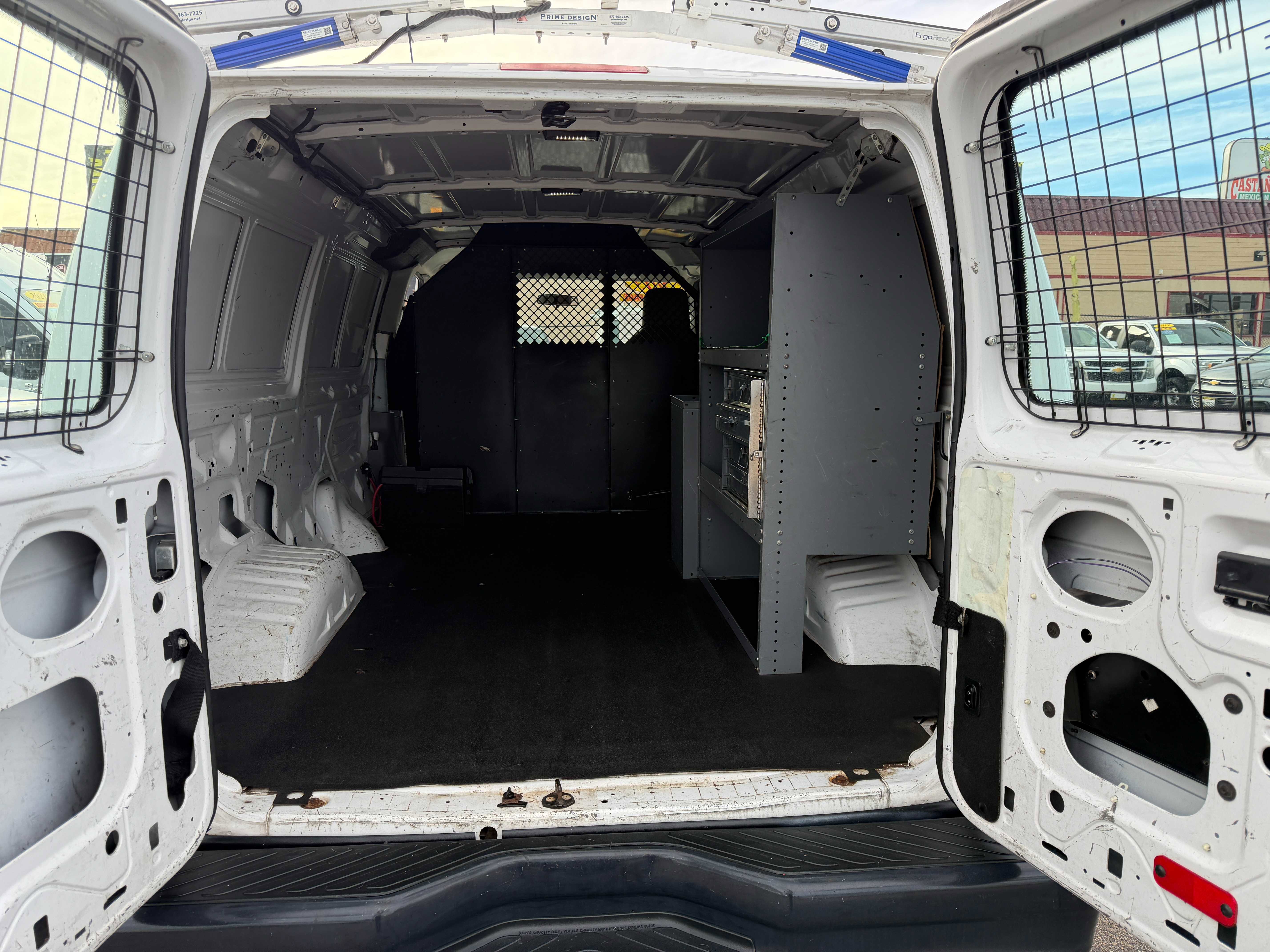 Used 2013 Ford E-150 and Econoline 150 RWD image 10