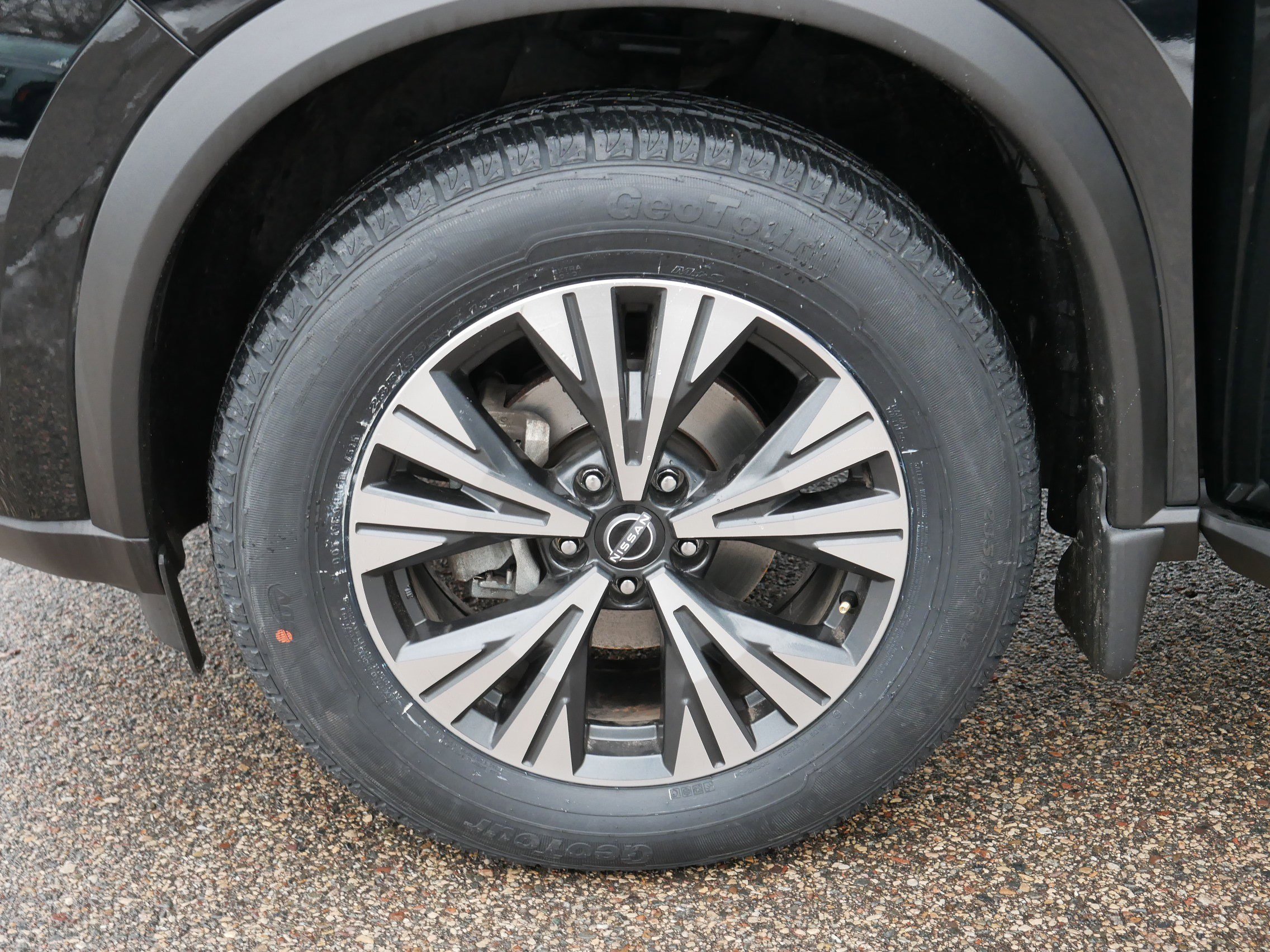 Certified 2023 Nissan Rogue SV AWD/4WD image 15