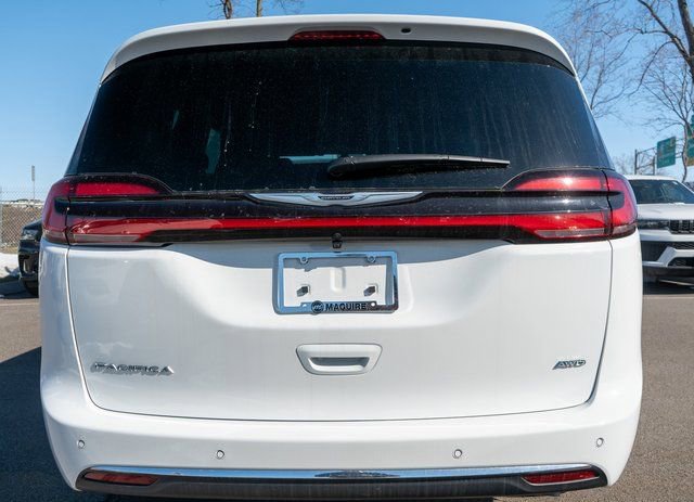 New 2026 Chrysler Pacifica Select image 6