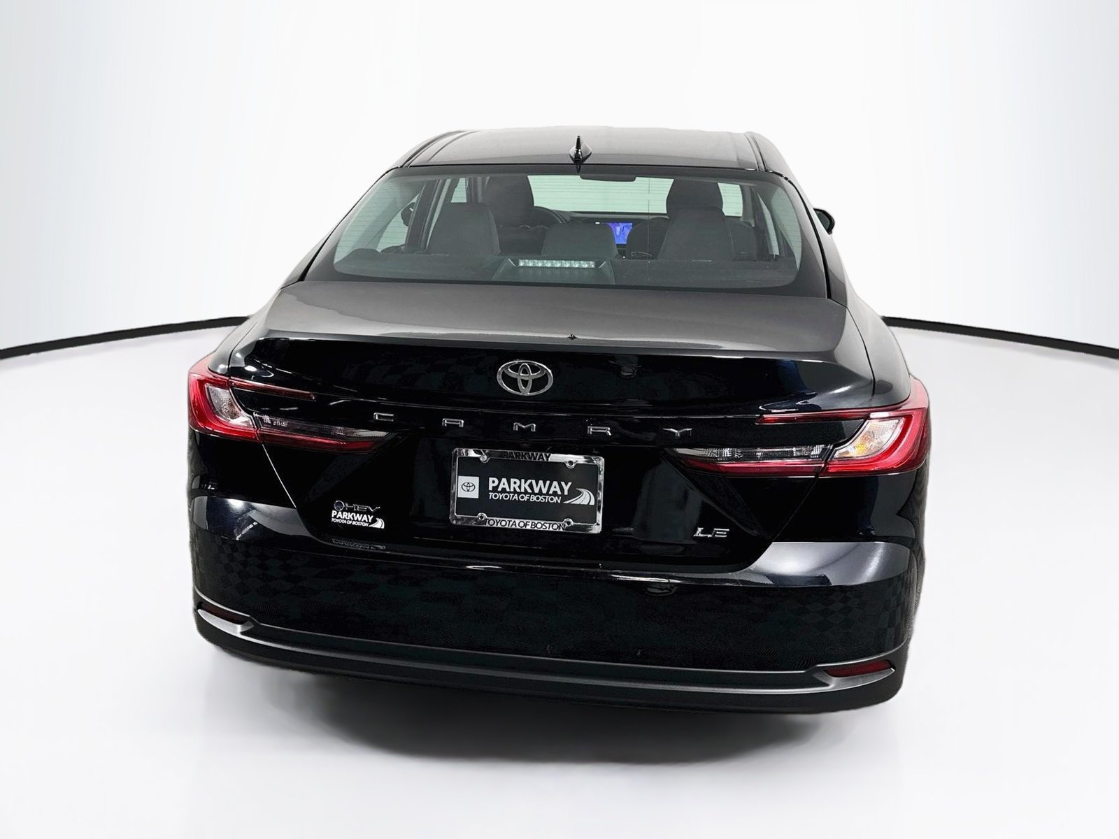 Used 2025 Toyota Camry LE FWD image 22