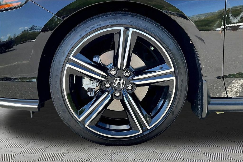 Certified 2024 Honda Accord Sport image 22