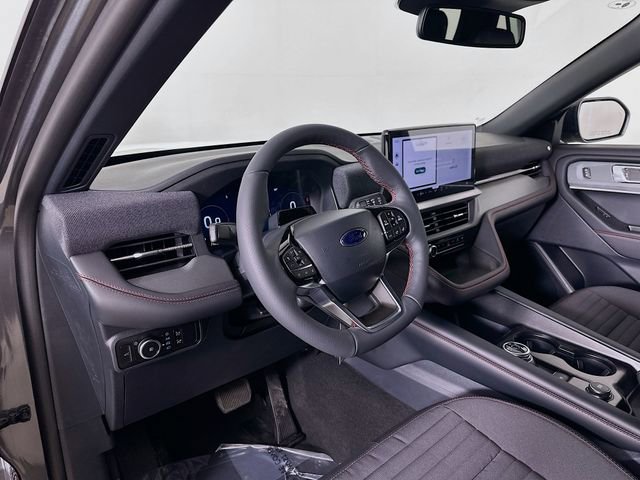 New 2026 Ford Explorer ST-Line w/ ST-Line Street Pack image 9