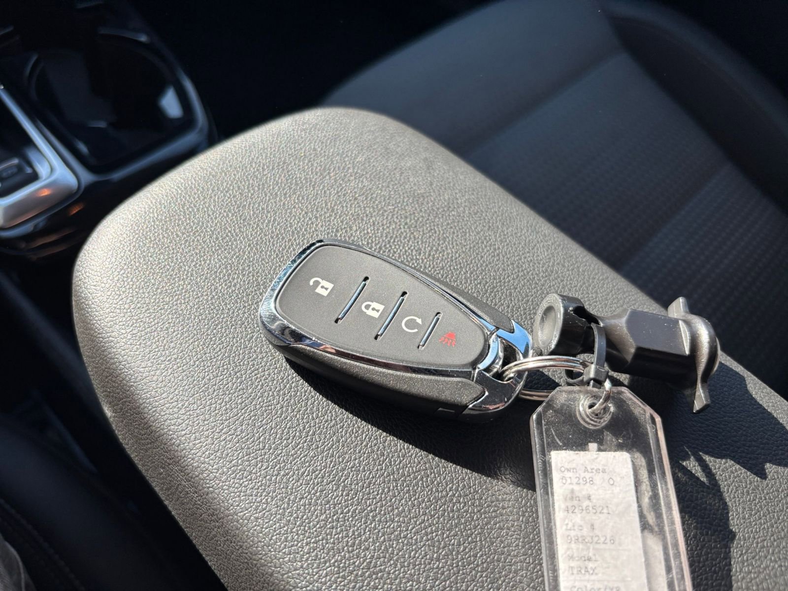 Used 2025 Chevrolet Trax LT FWD image 21