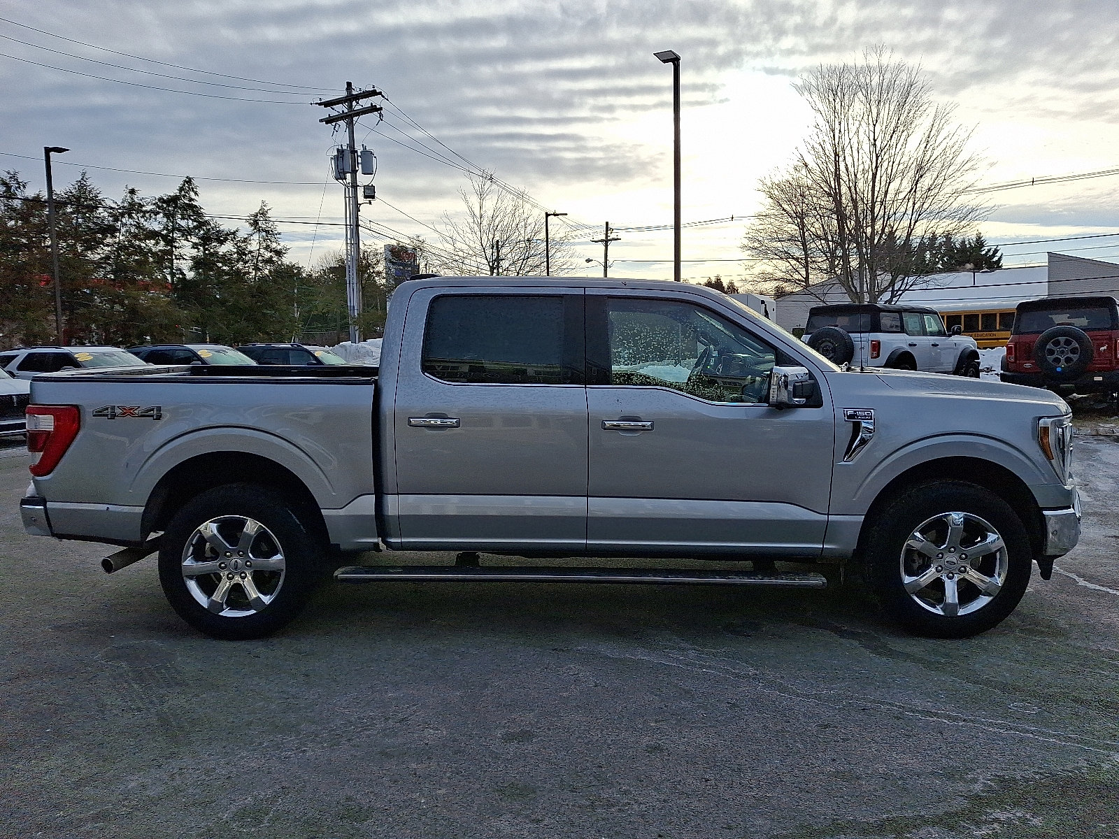 Certified 2022 Ford F150 Lariat w/ Equipment Group 502A High image 4