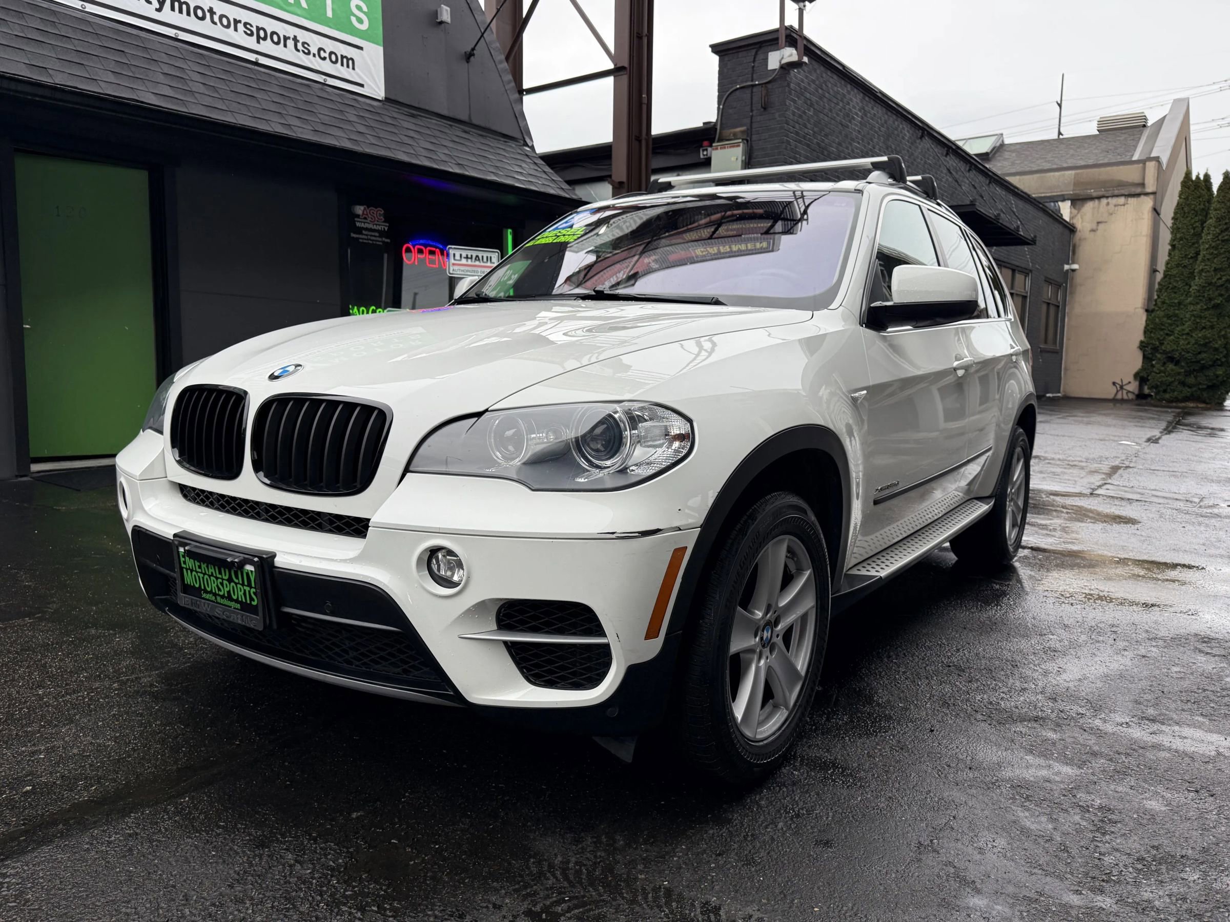 Used 2013 BMW X5 xDrive35d image 1