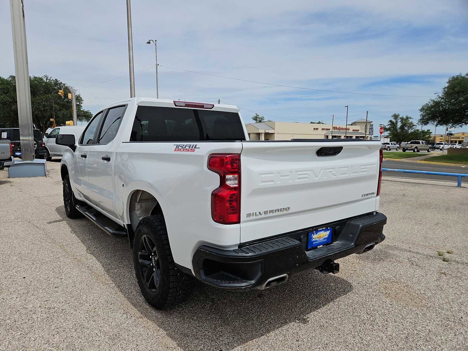 Used 2024 Chevrolet Silverado 1500 Custom Trail Boss AWD/4WD image 6