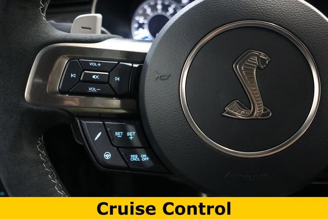 Used 2022 Ford Mustang Shelby GT500 w/ Carbon Fiber Track Pack RWD image 39