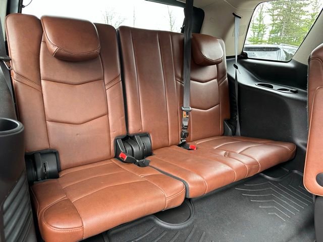 Used 2019 Cadillac Escalade Luxury image 21