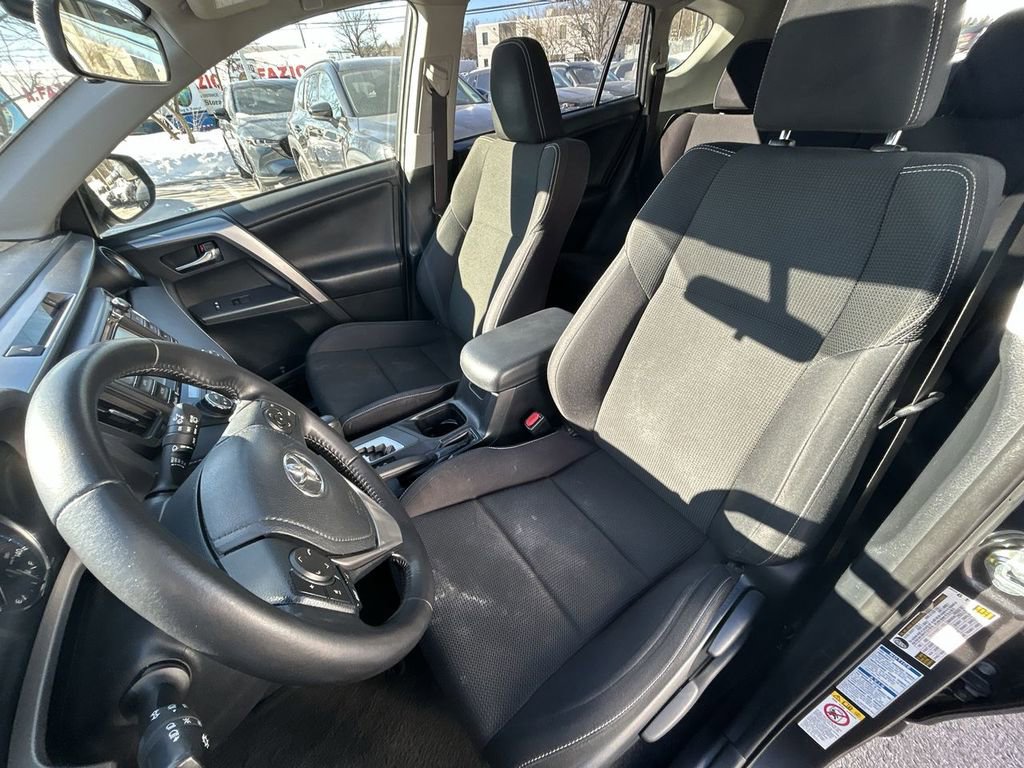 Used 2016 Toyota RAV4 XLE image 15