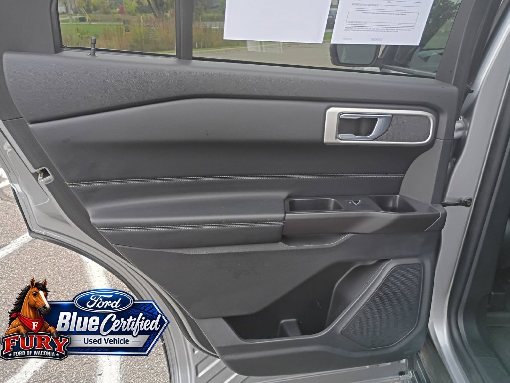 Used 2020 Ford Explorer XLT w/ Equipment Group 202A AWD/4WD image 26