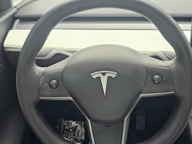 Used 2021 Tesla Model Y Long Range AWD/4WD image 34