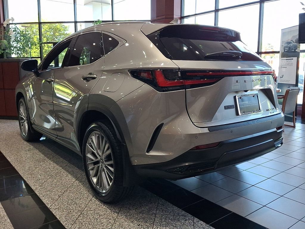 Used 2024 Lexus NX 350 AWD w/ Vision Package image 4