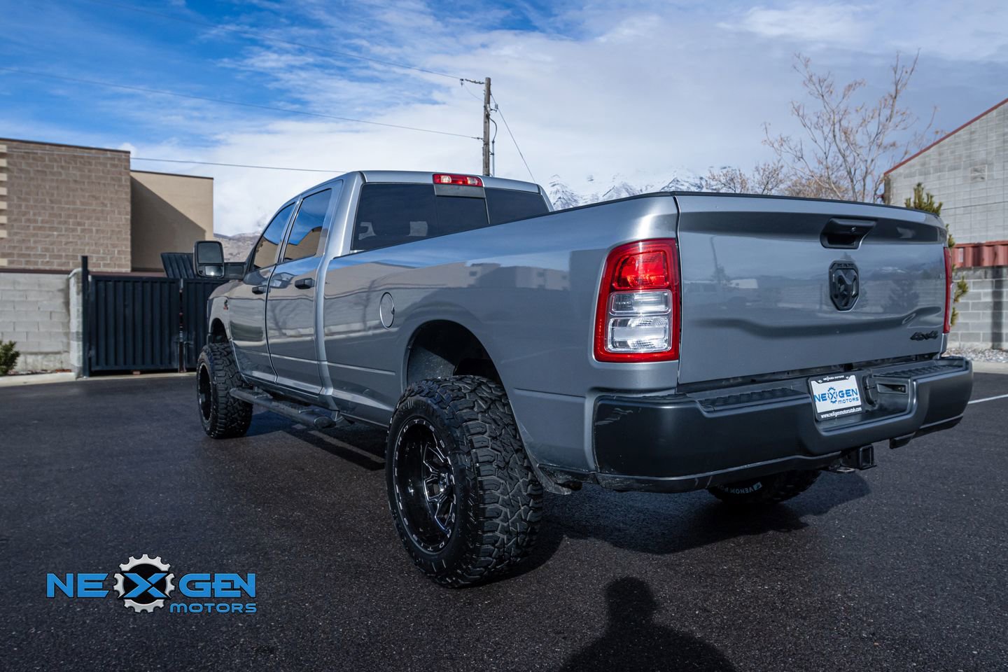 Used 2024 RAM 3500 Tradesman w/ Convenience Group image 5