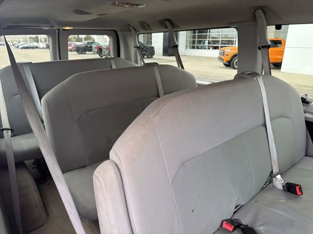Used 2013 Ford E-350 and Econoline 350 XLT image 27