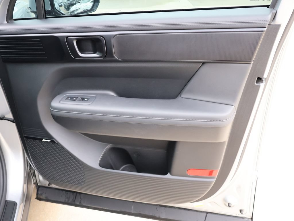 Used 2025 Hyundai Santa Fe Calligraphy FWD image 43