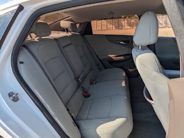 Used 2019 Chevrolet Malibu LT FWD image 25