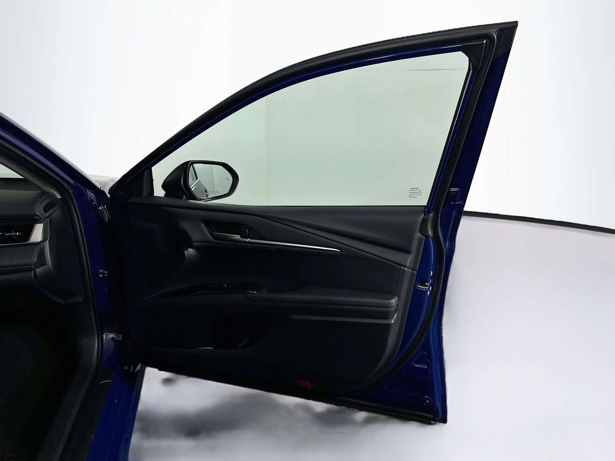 Used 2026 Toyota Camry LE FWD image 30