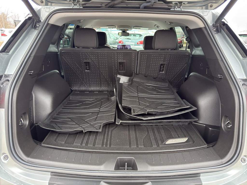 Used 2023 Chevrolet Blazer LT w/ Convenience Package image 35