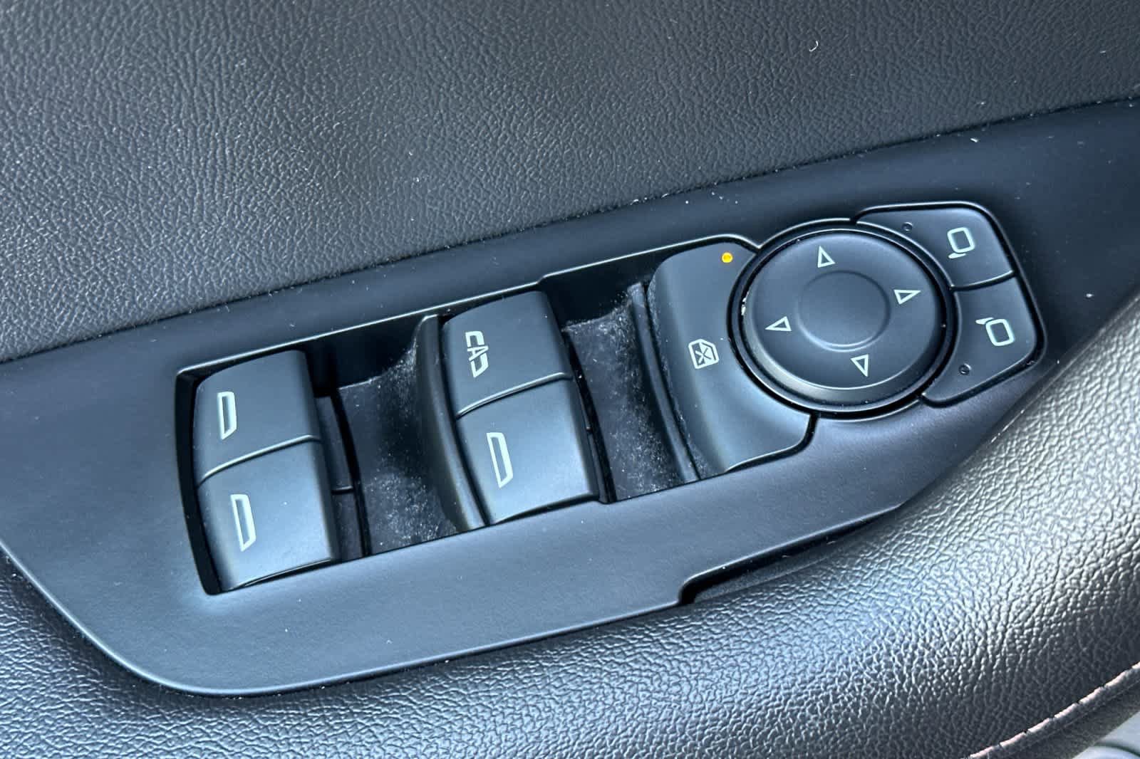 Used 2022 Chevrolet Blazer Premier w/ Enhanced Convenience Package AWD/4WD image 13