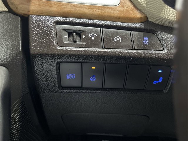 Used 2014 Hyundai Santa Fe Sport w/ Technology Package 04 image 32