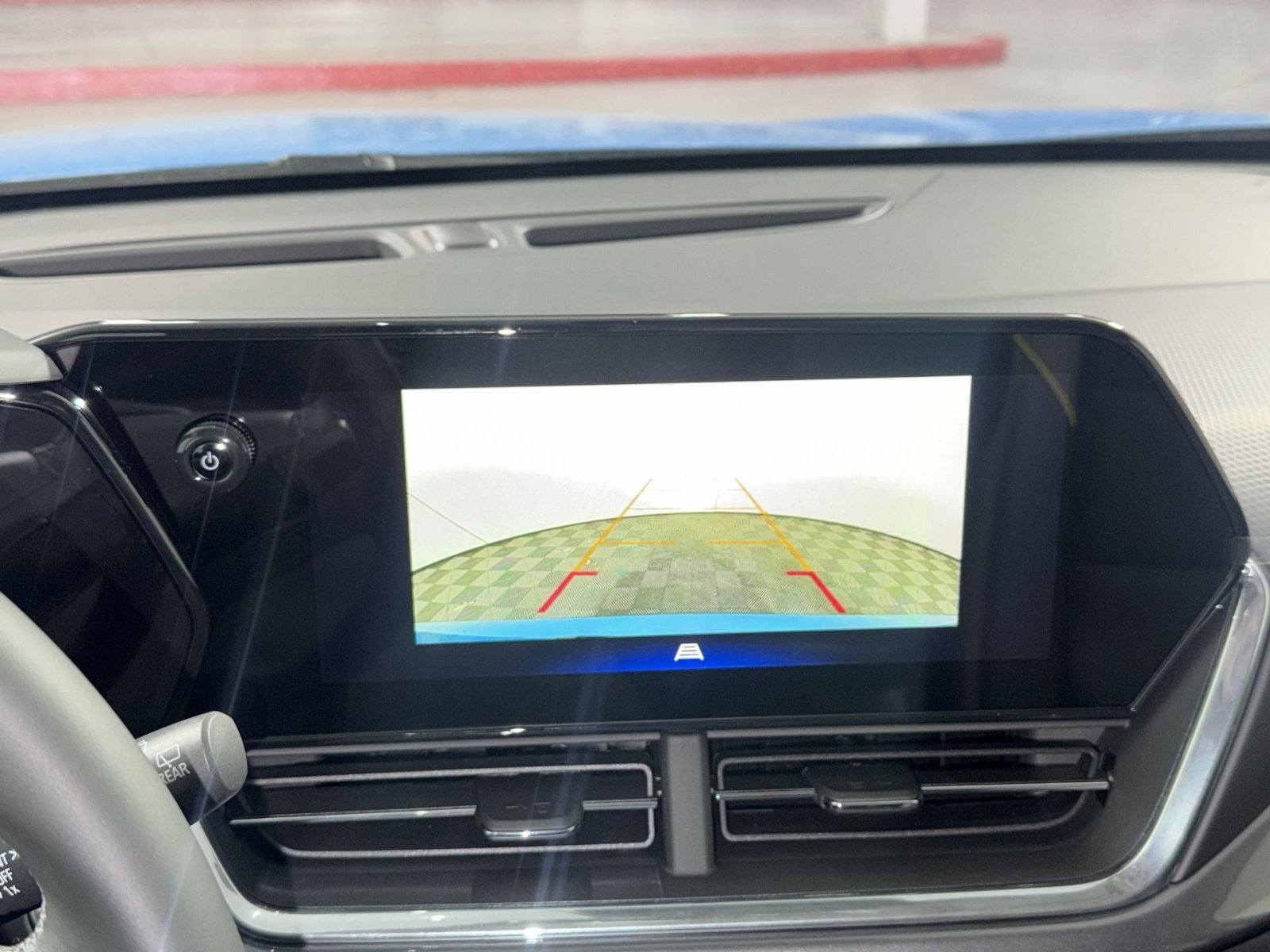 New 2026 Chevrolet Trax ACTIV w/ Sunroof Package image 19