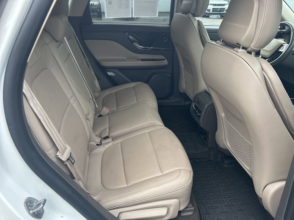 Used 2022 Lincoln Corsair Grand Touring w/ Elements Technology Bundle image 18