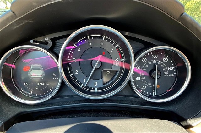 Used 2019 MAZDA MX-5 Miata RF Grand Touring image 11