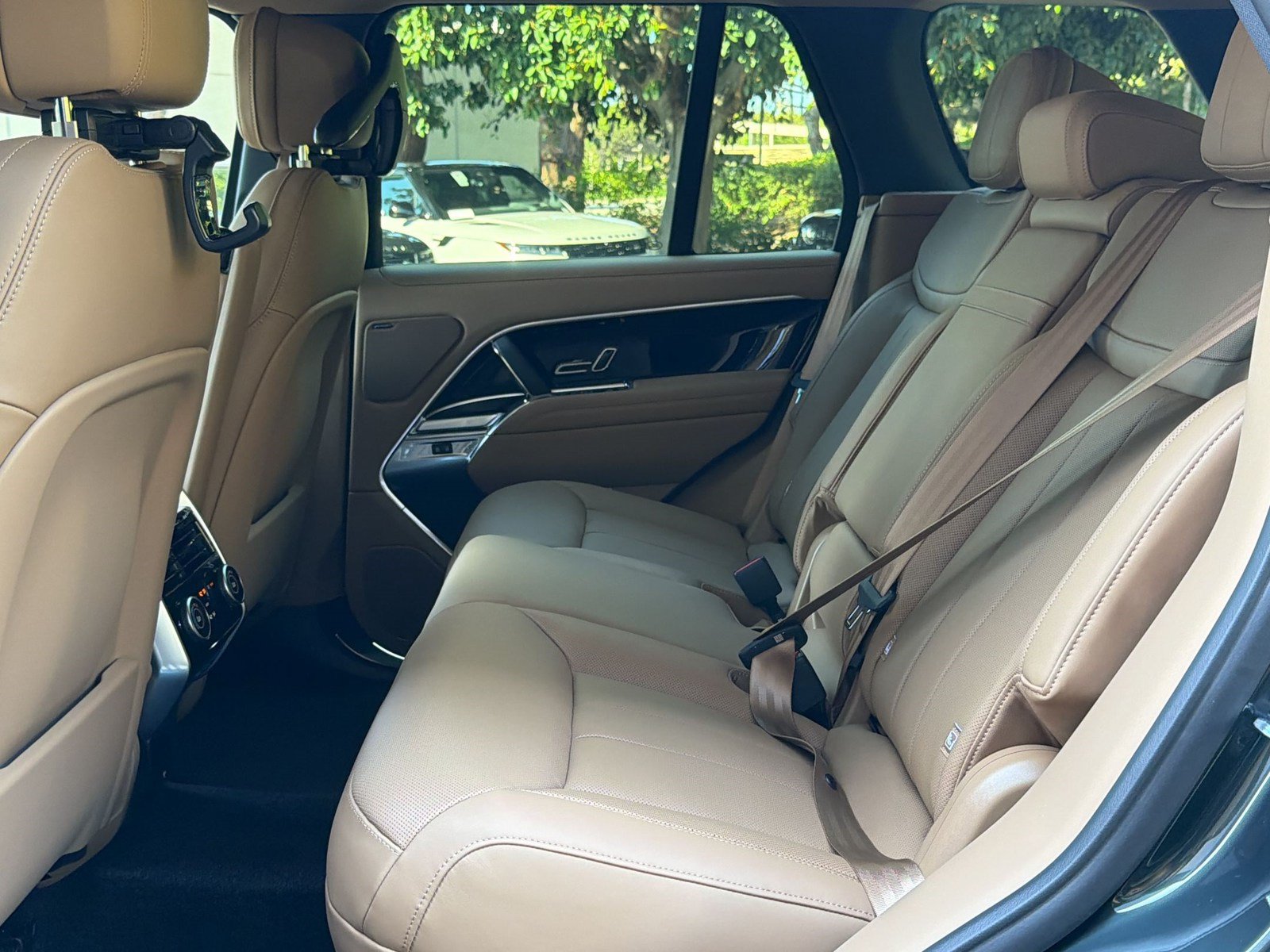 New 2026 Land Rover Range Rover SE AWD/4WD image 23