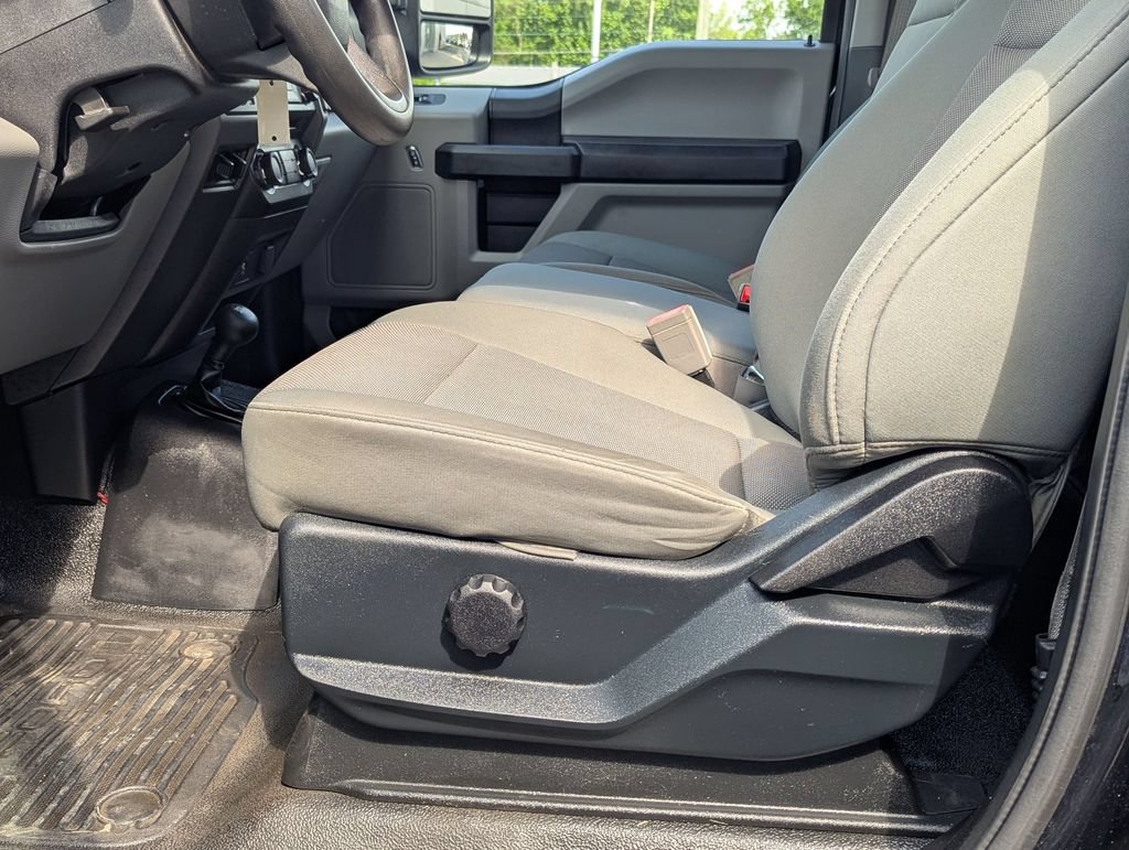Used 2018 Ford F250 XL w/ STX Appearance Package AWD/4WD image 11